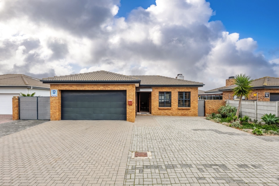 3 Bedroom Property for Sale in Sonkring Western Cape
